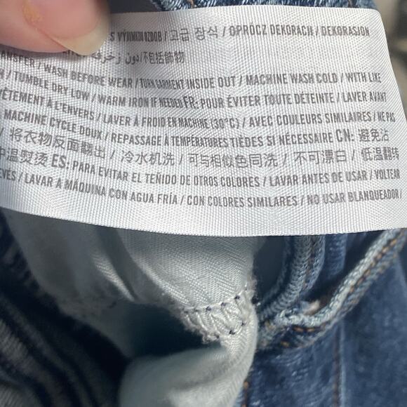 Hollister Ultra High Rise Dad Jeans Women’s Plus 18R 39x30 Distressed Stretch - Picture 7 of 7